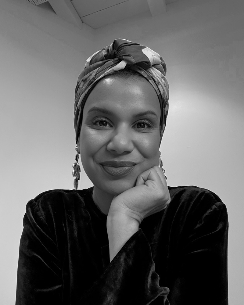 Farah Tickadeeboo Stylist